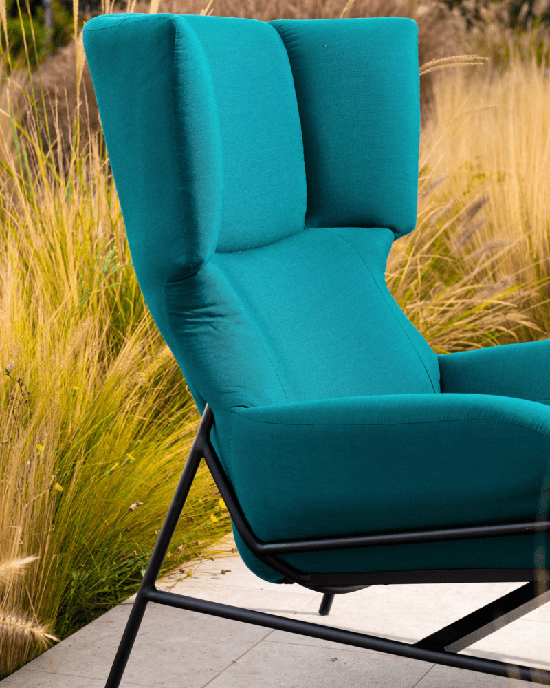 Bluff Outdoor Lounge Chair - Avenue Design Montreal