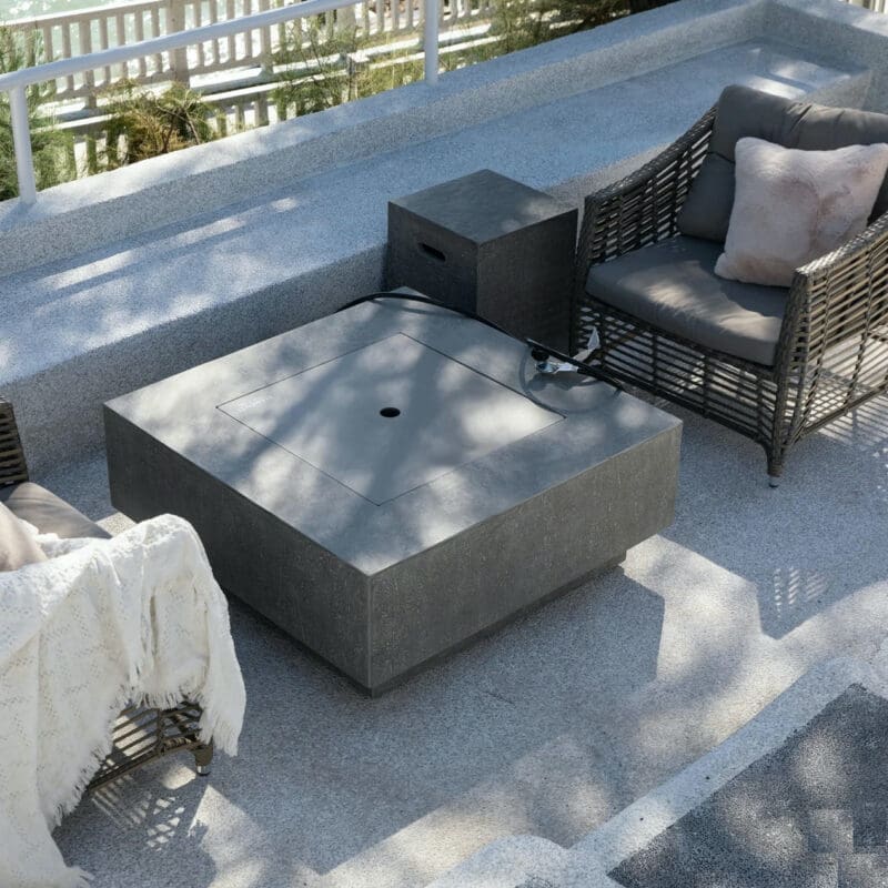 Victoria Fire Table - Avenue Design high end outdoor furniture in Montreal