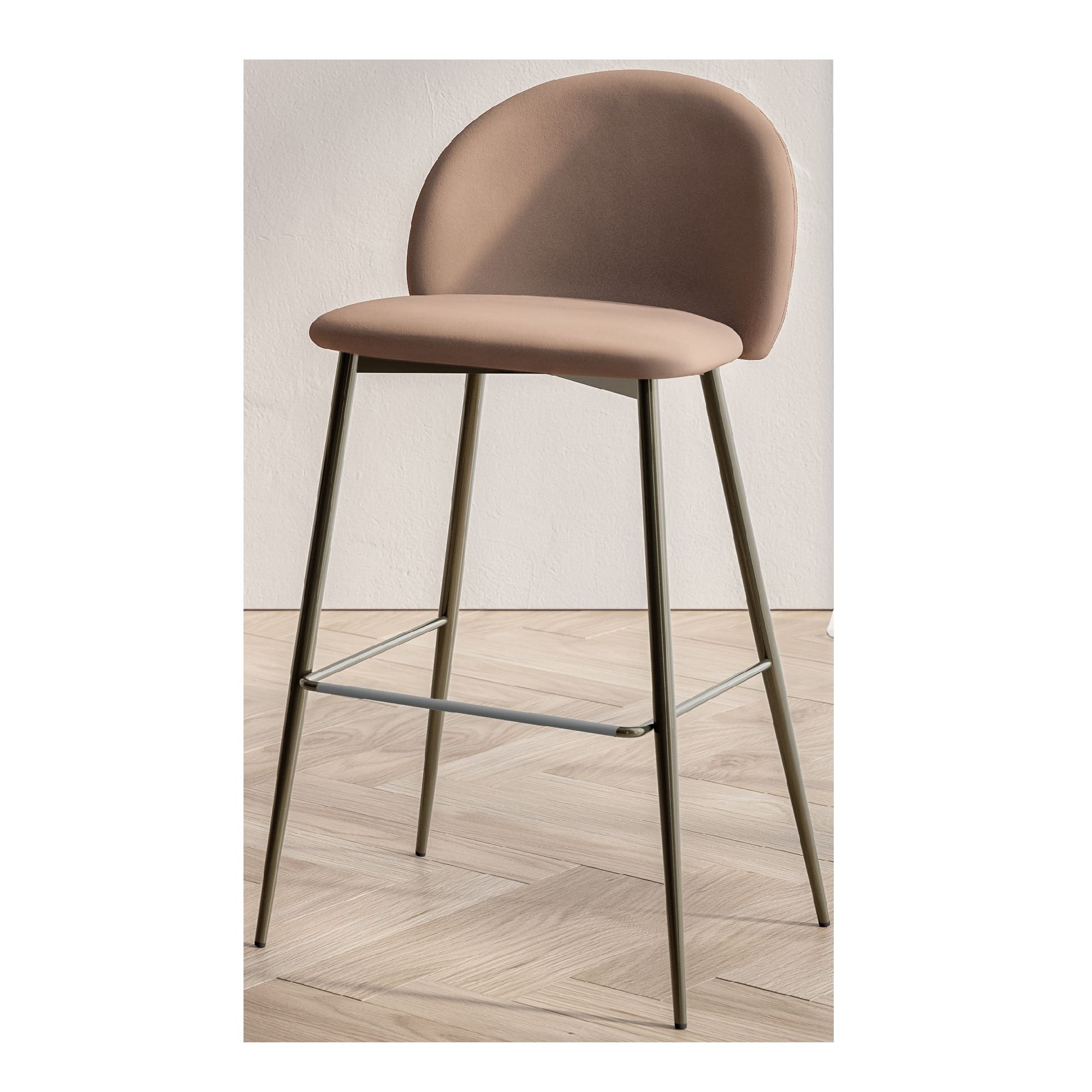 Rebecca Stool 2