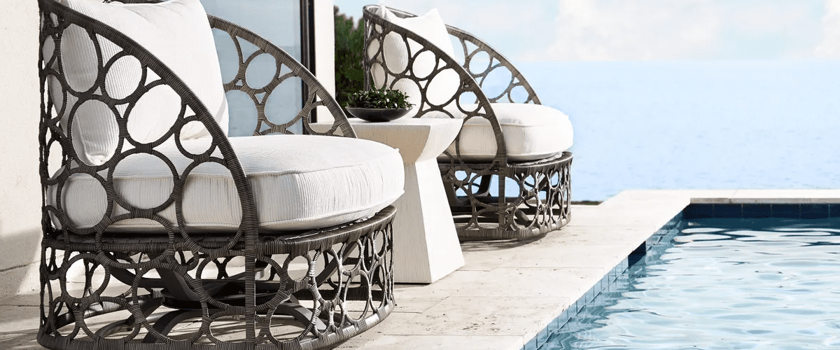 Header - Outdoor chairs