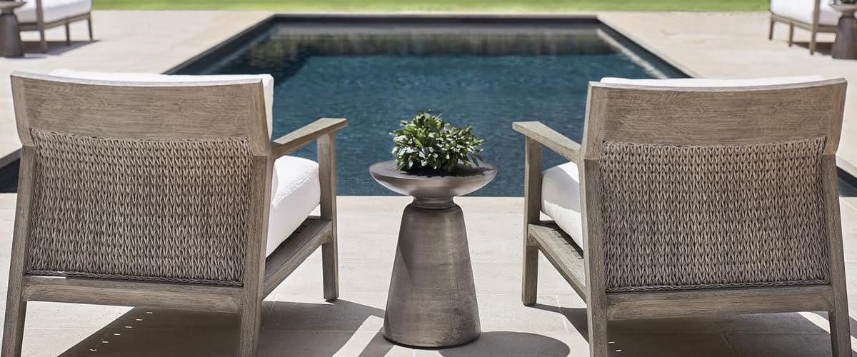 header - Outdoor accent table 2024
